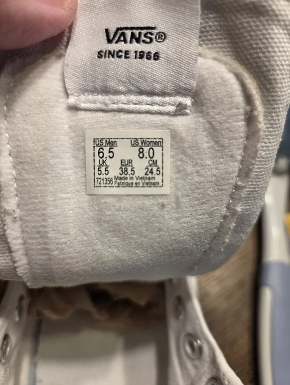 Vans Sk8-Hi Reissue Laceless High Top Sneakers - True White (Men 6.5 / Women 8)